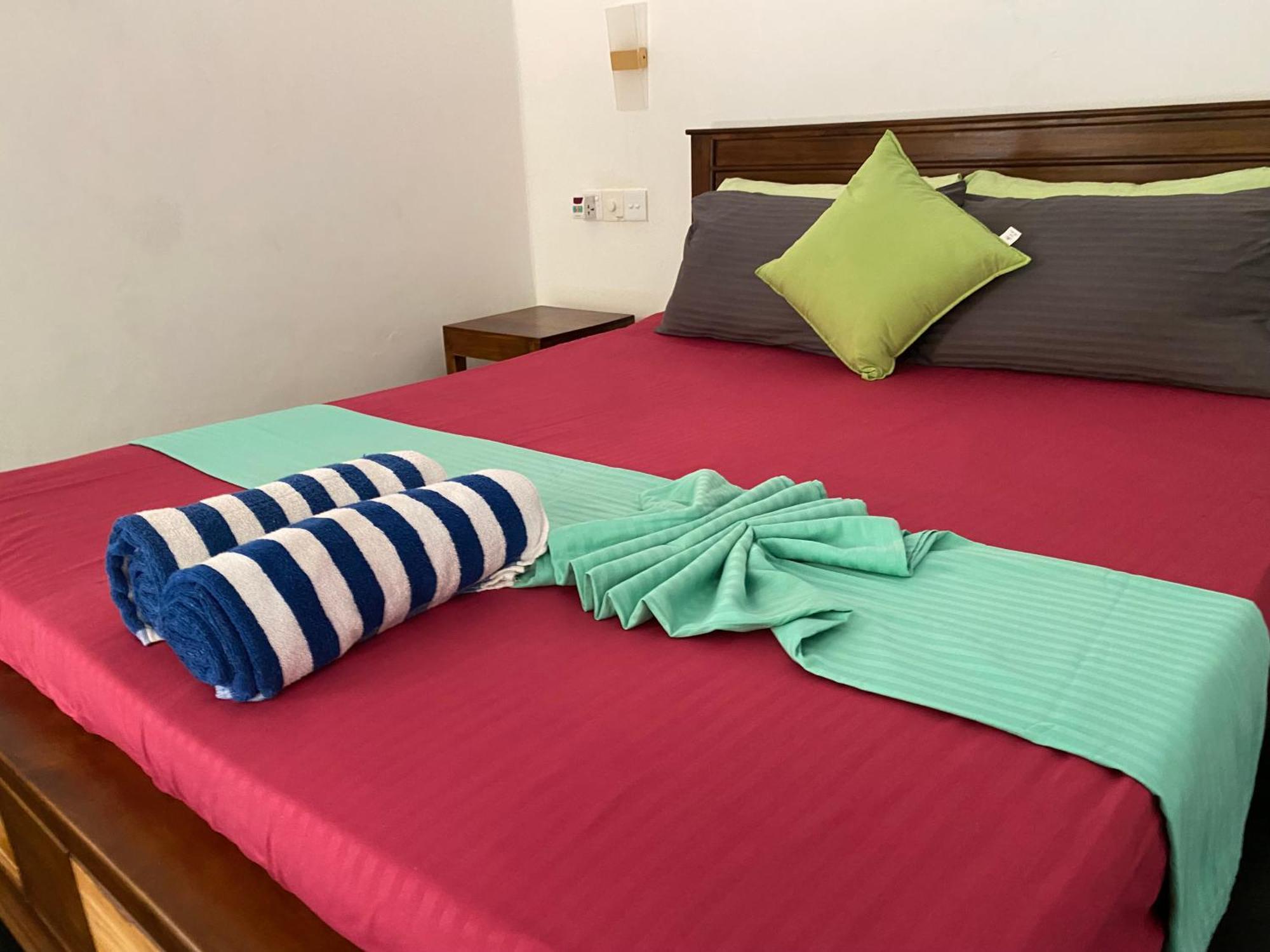 Hotel Sapphire Blue Hikkaduwa Exteriér fotografie