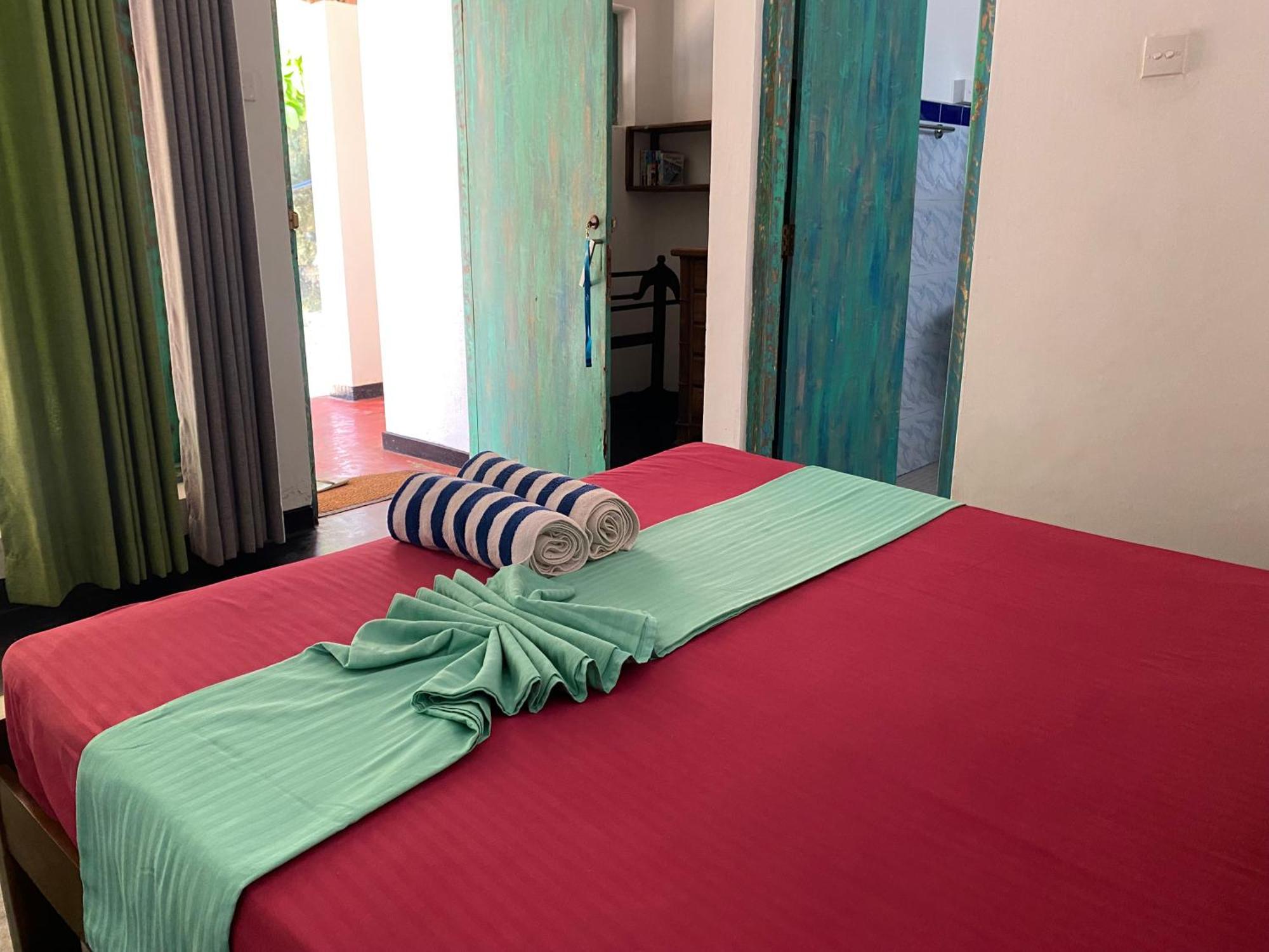 Hotel Sapphire Blue Hikkaduwa Exteriér fotografie